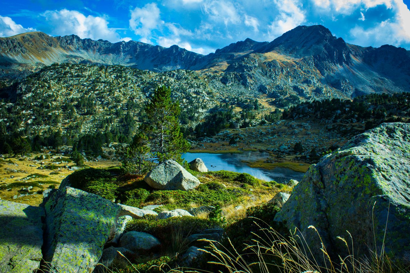 Crear una empresa en Andorra y mudarse: guía práctica para emprendedores