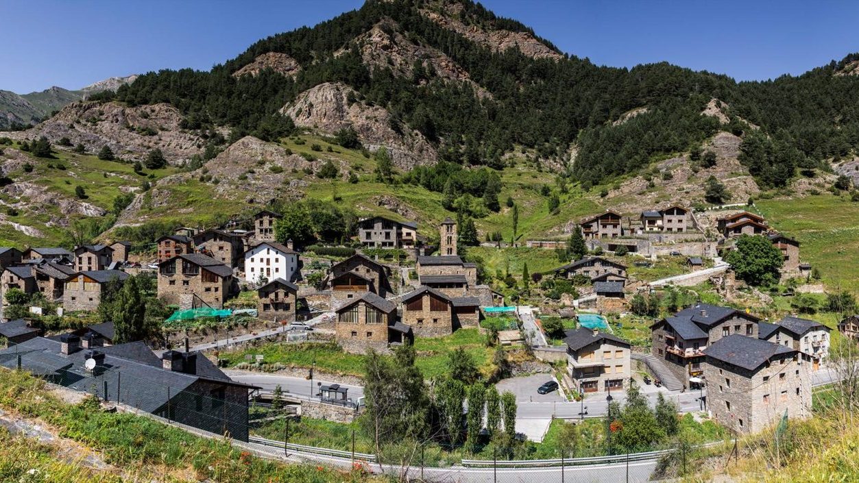 Impuestos Francia vs Andorra 2026: ¿cuánto se ahorra viviendo en Andorra?
